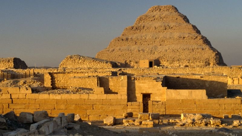 How did ancient Egyptians stack those heavy stones of the oldest pyramid?