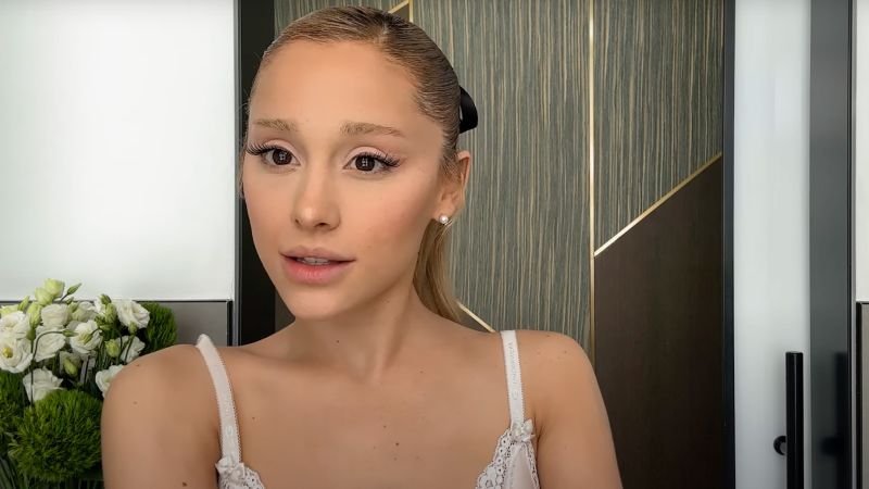 Ariana Grande Reveals She Had A Lot Of Lip Fillers And Botox But Stopped Years Ago Trending 3319