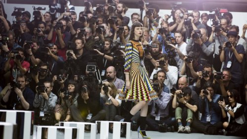 Secrets of the fashion week pit: Photographing the other side of the runway - CNN Style