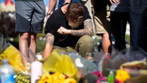 Source: Las Vegas shooter left behind calculations for targeting crowd