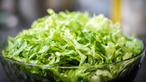 Taylor Farms pulling iceberg lettuce after tie to cyclospora outbreak