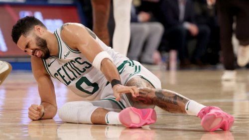 Boston loses star Jayson Tatum to leg injury as Knicks come up huge at home to take 3-1 lead over Celtics