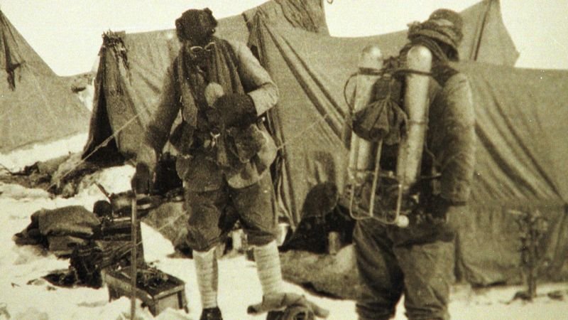 100 years ago they disappeared on Everest. But did they make it to the summit?