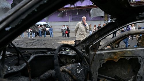 Peace in Ukraine looks further away after Trump’s call with Putin