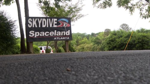 Woman dies in skydiving accident in Georgia