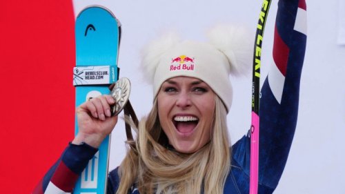 Lindsey Vonn becomes the oldest female Alpine skier to make the podium of a World Cup race as she ends comeback season