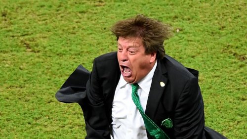 World Cup: Mexico coach Herrera’s wild touchline antics a hit on social media