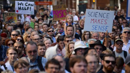 March for Science: Protesters gather worldwide to support ‘evidence’