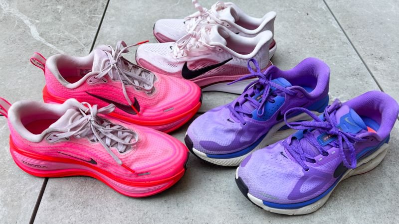 I have arthritis, and these are the Nike walking shoes I wear to comfortably hit 10,000 steps a day
