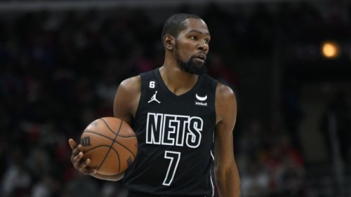 Phoenix Suns acquire Kevin Durant from the Brooklyn Nets