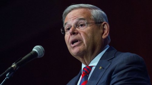 Prosecutor shows what agents discovered in Menendez’s home