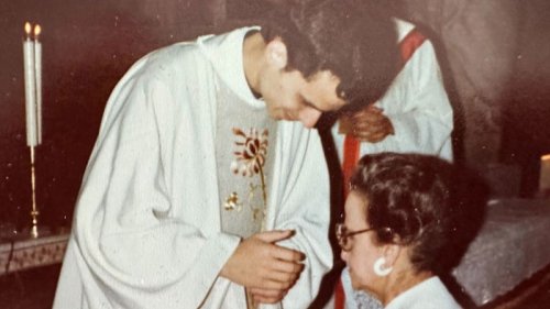 How a working-class Chicago suburb and a tight-knit Catholic parish shaped the first American pope
