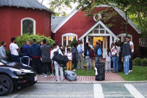 The man who recruited migrants for flights to Martha’s Vineyard says he feels betrayed