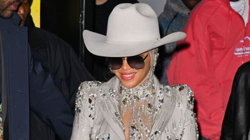 The symbolism in Beyoncé’s “Cowboy Carter” album has fans talking