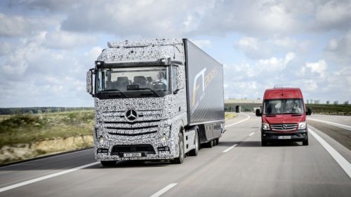 Truck of the future aims to drive itself