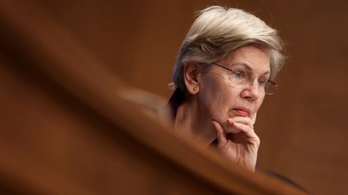 Sen. Elizabeth Warren raises concerns with Education Department over the return of student loan payments