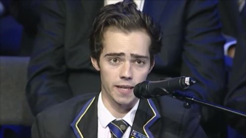 Diagnosed with cancer, teen Jake Bailey delivers an amazing speech