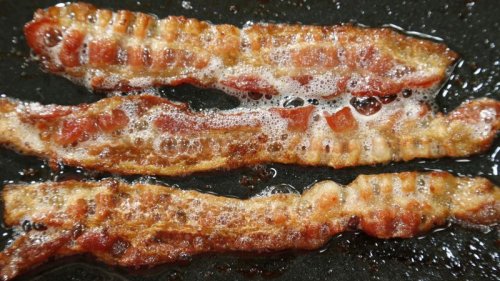 Eating just one slice of bacon a day linked to higher risk of colorectal cancer, says study