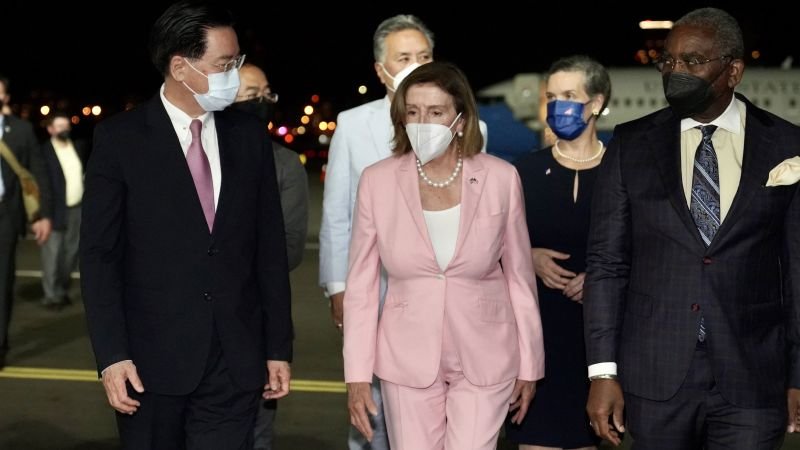US House Speaker Nancy Pelosi lands in Taiwan amid threats of Chinese retaliation