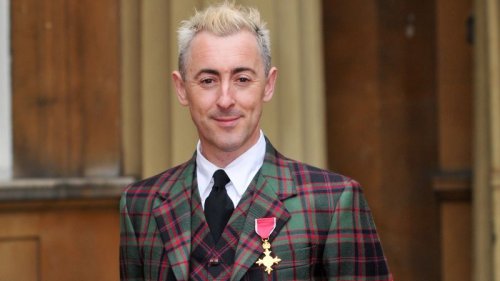 Alan Cumming returns OBE award in protest at ‘toxicity’ of British Empire