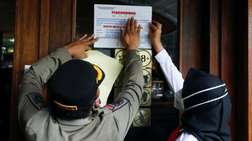 Indonesia bar workers face blasphemy charges over free drinks for people named Mohammed or Maria