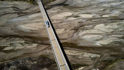 Before And After See How The Mississippi River And Its Tributaries Have Dropped To Record Lows 