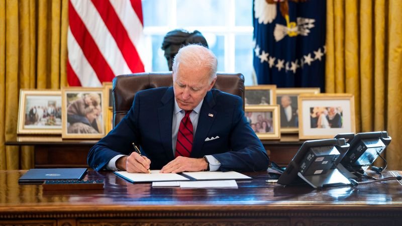Judge likely to extend hold on Biden’s deportation pause until late February