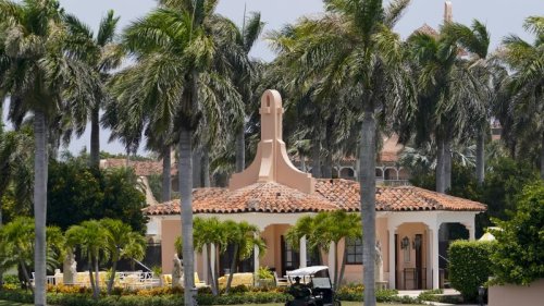 Wall Street Journal: Informant tipped off investigators about more documents at Mar-a-Lago