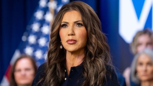 Homeland Security Secretary Kristi Noem’s bag, including $3,000 in cash, is stolen from DC restaurant