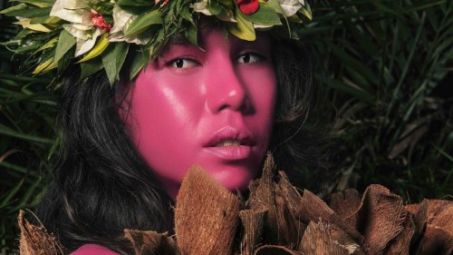 Vivid portraits shine light on Tahiti’s ‘third gender’