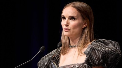 Natalie Portman says ‘bookish’ persona was ‘my way of protecting myself’ as a child star