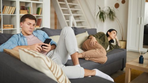 Signs you’re in a ‘silent divorce’ are loud and clear
