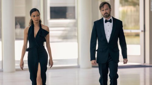 'Westworld' again juggles its pieces but can't escape its own dense maze