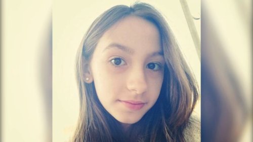 Pennsylvania girl, 12, killed after father aims gun at constable