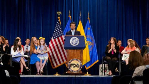 FDA says it will phase out petroleum-based food dyes, authorize four natural color additives