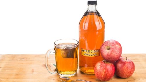 Apple cider vinegar helps blood sugar, body fat, studies say