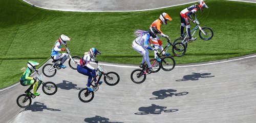 BMX race : la biomécanique sur la roue arrière