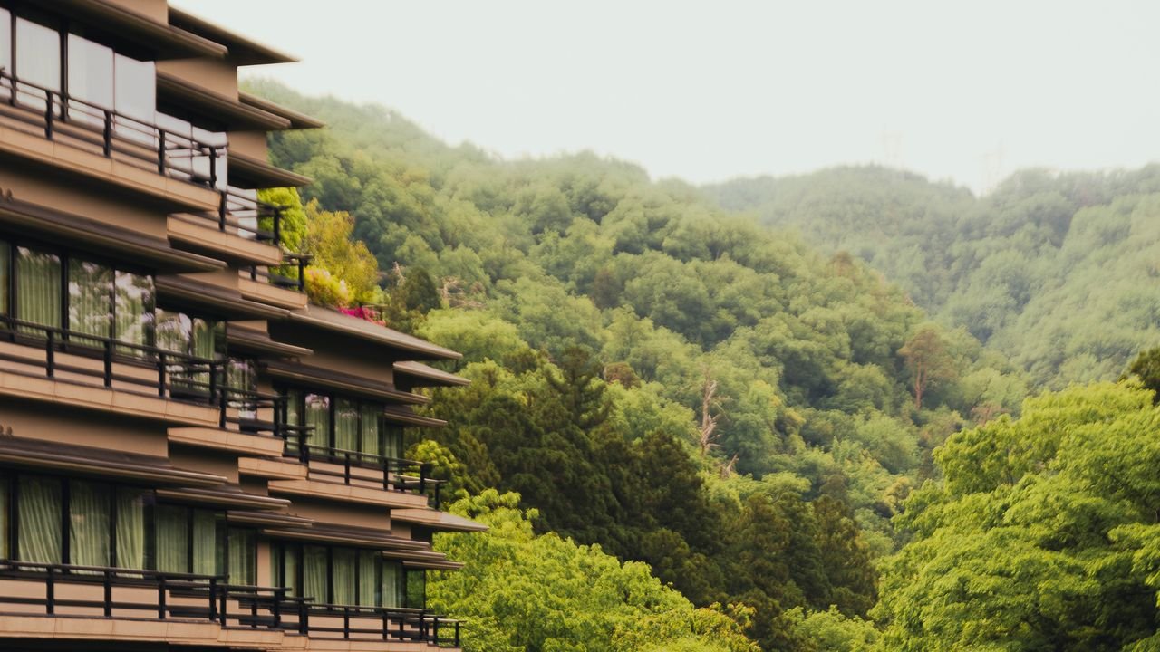 Pico Iyer on Seeking Quiet in Japan's Less-Visited Hokuriku Region