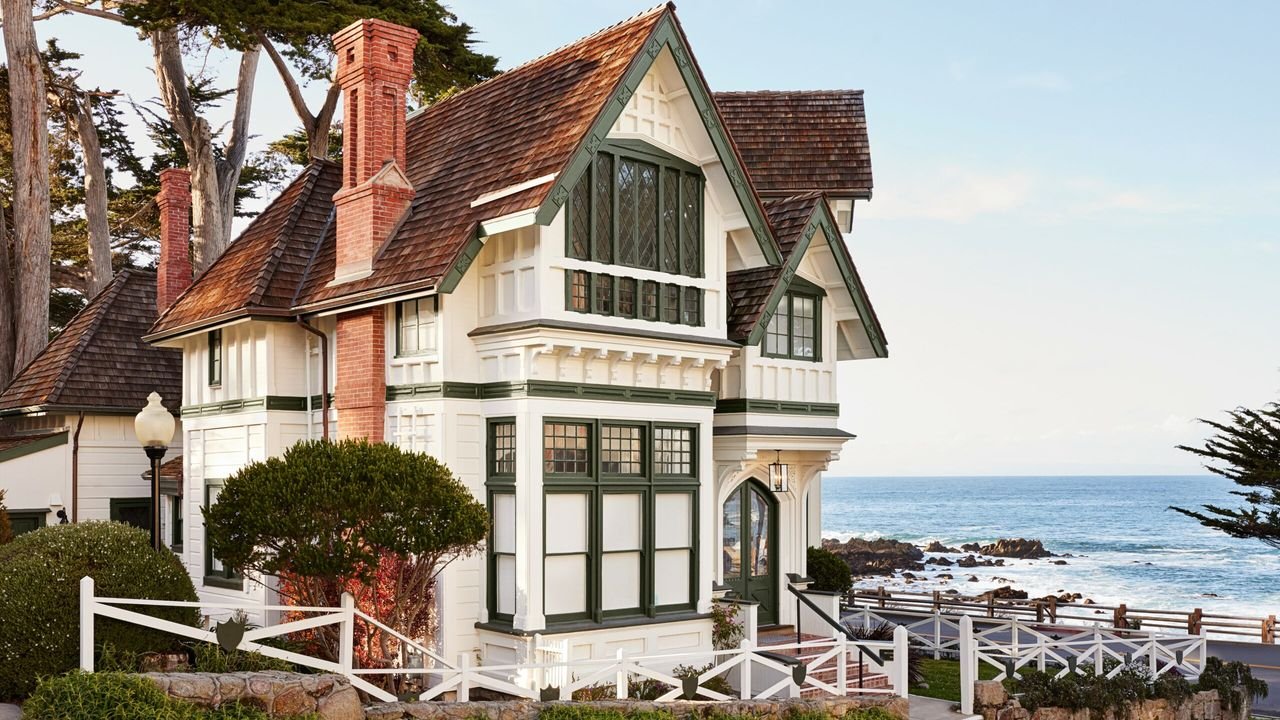 7 California-Cool Hotels Near the Monterey Bay Aquarium