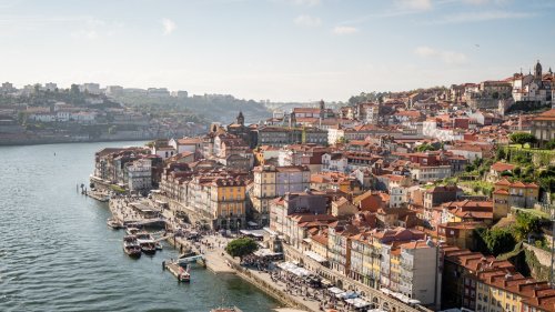 7 Airlines With Free Stopovers to Stretch Your Airfare in 2023