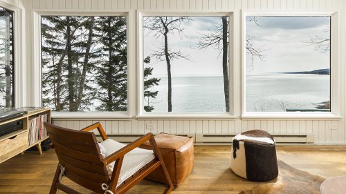 25 Lake House Airbnbs to Rent This Summer, From Wisconsin to California