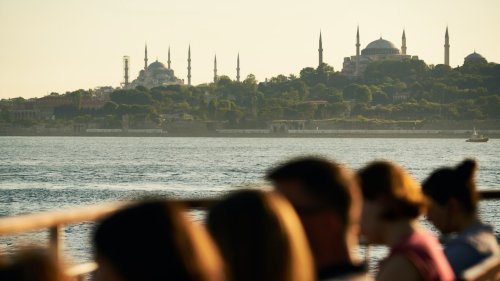 Best Things to Do in Istanbul, From Mansion Hotels to Hammams