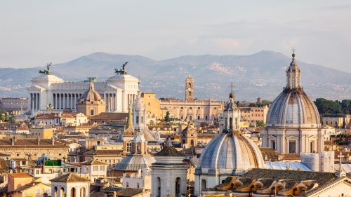 Italy Tourism Is Booming, Yet Its Airlines Can Barely Stay Afloat