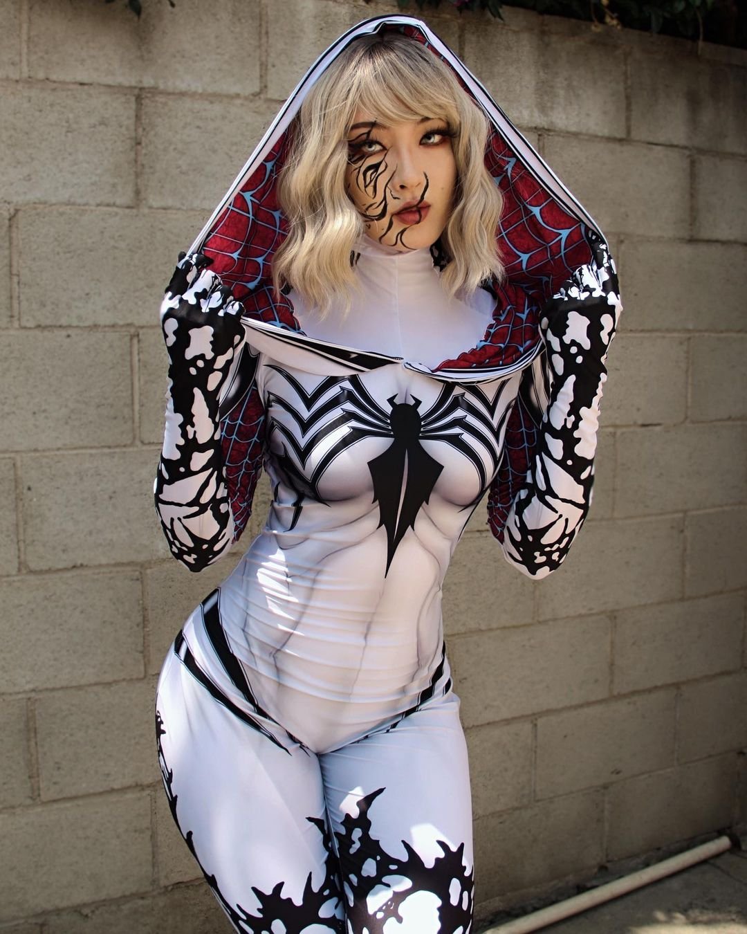 Caytie Cosplay Is Bringing In The Heat With These Amazing Works