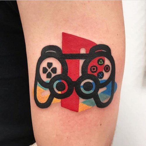Mambo Tattooer's pop and colorful tattoos | Collater.al