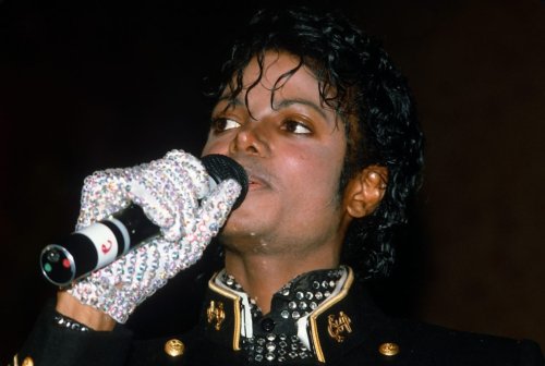 Michael Jackson’s Iconic Glove