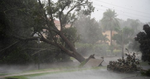 'Total Devastation' as Hurricane Ian Tears Through Florida