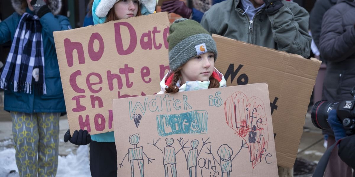 230+ Environmental Groups Call On Congress to Impose Moratorium on New AI Data Centers