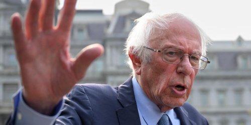 Sanders, Schakowsky Introduce Corporate Tax Dodging Prevention Act