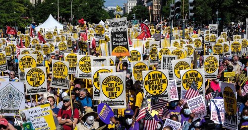 'Poverty Is Violence!' Thousands of Demonstrators in DC Demand Economic Justice